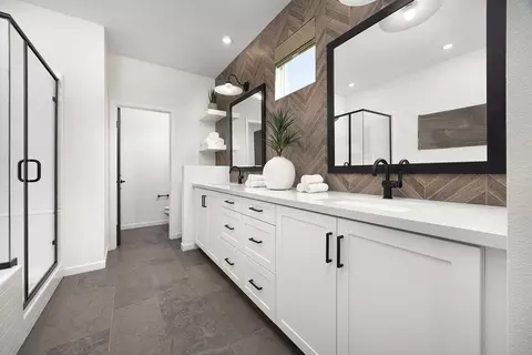 Bath - 3395 E Moonstone Dr, Ontario, CA 91761 photo 1 of 3