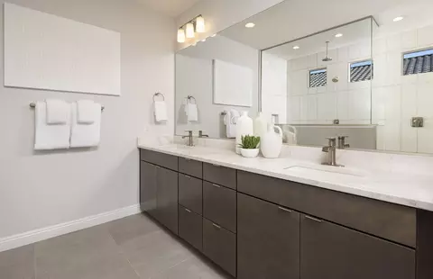 Bath - 6604 W Ebbets Way, Florence, AZ 85132 photo 4 of 6
