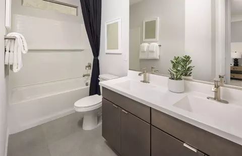 Bath - 6604 W Ebbets Way, Florence, AZ 85132 photo 6 of 6