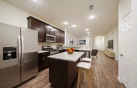Kitchen - 16418 Cedarveil Ct, Conroe, TX 77302 photo 1 of 2