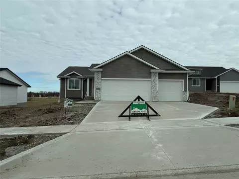 25127 Bluebird Cir, Adel, IA 50003