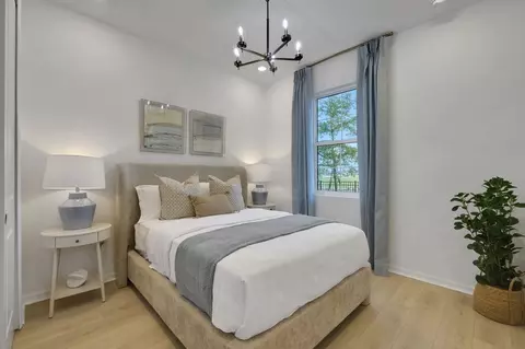 Bedroom - 8909 Quest Seeker Trl, Parrish, FL 34219 photo 3 of 12