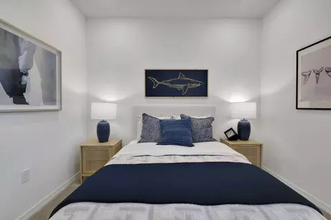 Bedroom - 8909 Quest Seeker Trl, Parrish, FL 34219 photo 6 of 12