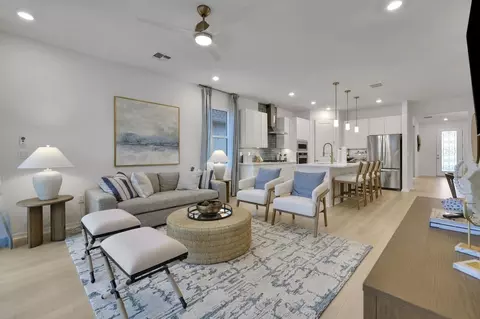 Living - 8909 Quest Seeker Trl, Parrish, FL 34219 photo 4 of 9