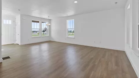 Living - 4541 Parkline St, Timnath, CO 80547 photo 2 of 3