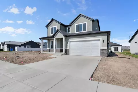 Exterior - 574 N 600 W, Smithfield, UT 84335 photo 8 of 23