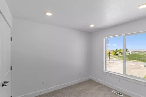 Bedroom - 574 N 600 W, Smithfield, UT 84335 photo 12 of 14