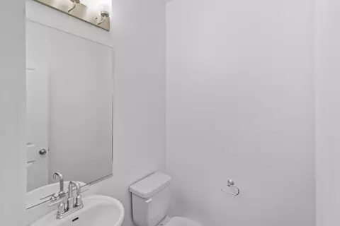 Bath - 574 N 600 W, Smithfield, UT 84335 photo 5 of 10