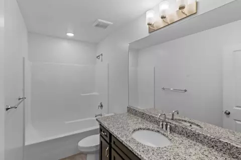 Bath - 574 N 600 W, Smithfield, UT 84335 photo 8 of 10