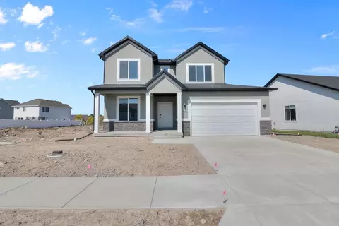 Exterior - 574 N 600 W, Smithfield, UT 84335 photo 7 of 23