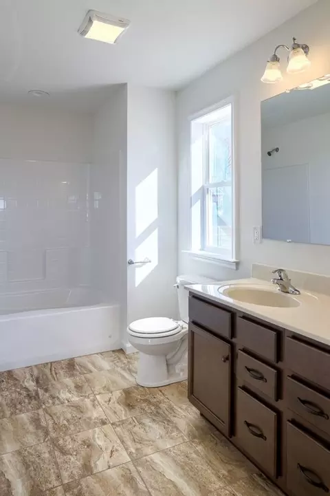 Bath - 544 Alysweep Ct, Westminster, MD 21157 photo 7 of 24