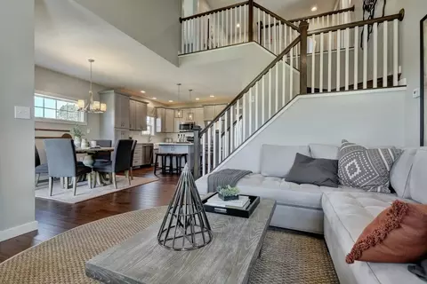 Living - 544 Alysweep Ct, Westminster, MD 21157 photo 2 of 25