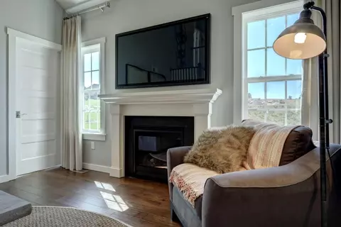 Living - 544 Alysweep Ct, Westminster, MD 21157 photo 3 of 25
