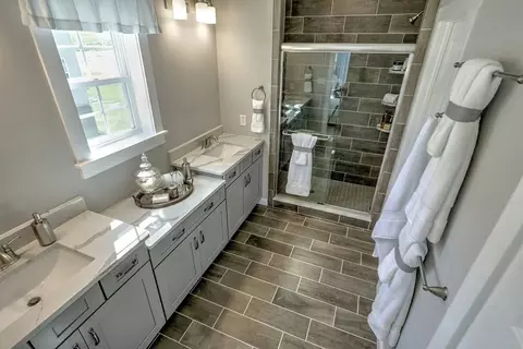 Bath - 544 Alysweep Ct, Westminster, MD 21157 photo 16 of 24