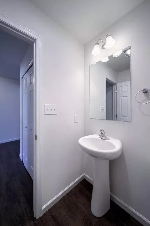 Bath - 544 Alysweep Ct, Westminster, MD 21157 photo 15 of 24