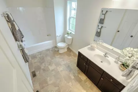 Bath - 544 Alysweep Ct, Westminster, MD 21157 photo 21 of 24