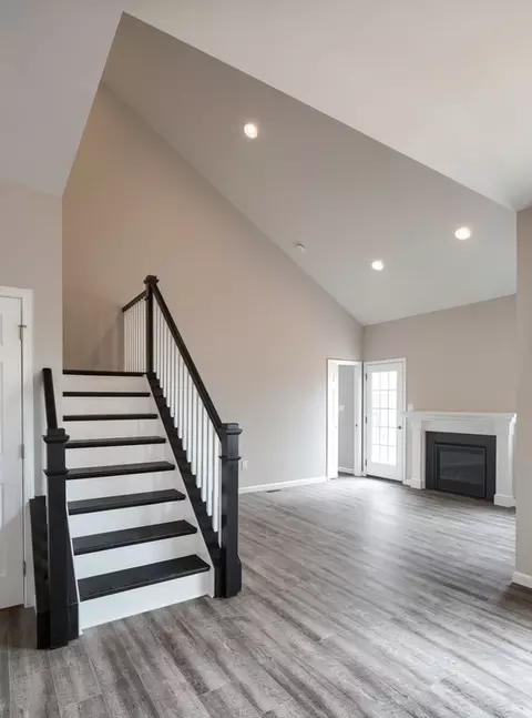 Living - 544 Alysweep Ct, Westminster, MD 21157 photo 5 of 25