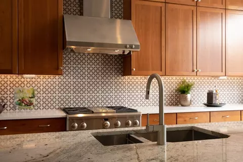 Kitchen - 9912 E Strobe Ave, Mesa, AZ 85212 photo 11 of 12