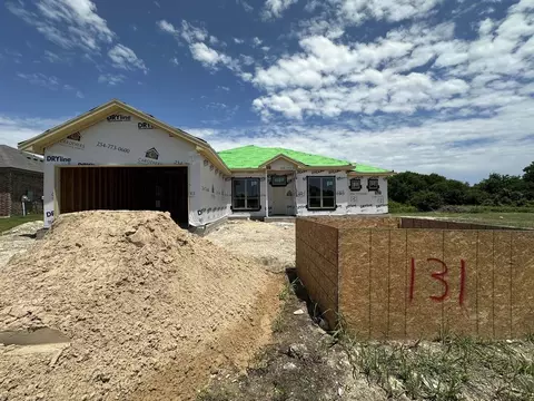 131 Lasso Loop, Lorena, TX 76655