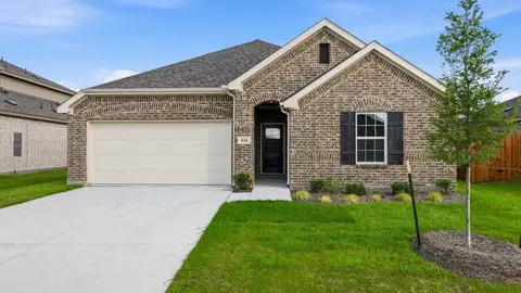 111 John Laurens Dr, Venus, TX 76084