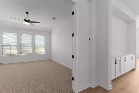 328 Ridgewell Loop, Georgetown, TX 78633 photo 8