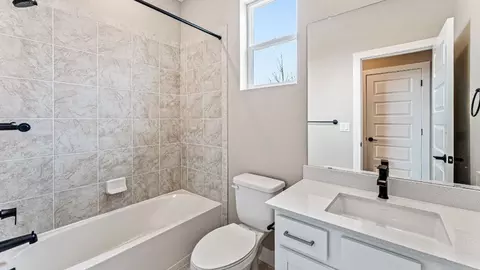Bath - 3211 N Elk Way, Aurora, CO 80019 photo 2 of 2