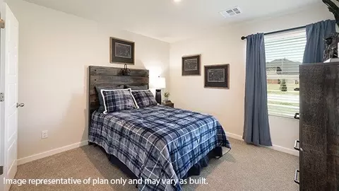 Bedroom - 5601 Windstone Dr, Norman, OK 73072 photo 3 of 5