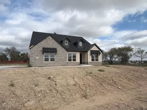 108 Pheasant Run Dr, New Fairview, TX 76078
