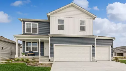 Exterior - 4211 NE 11th St, Ankeny, IA 50021 photo 2 of 5