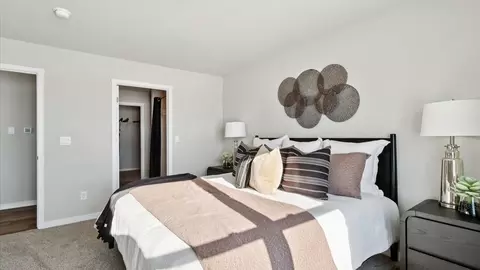 Bedroom - 4211 NE 11th St, Ankeny, IA 50021 photo 2 of 8