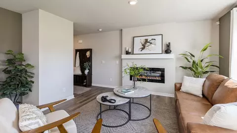 Living - 16616 Bondesson St, Bennington, NE 68007 photo 2 of 7