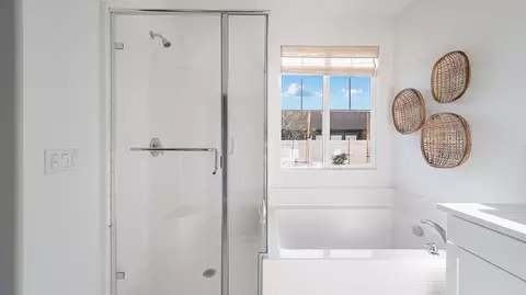 Bath - 27178 Xaphoon Ct, Menifee, CA 92585 photo 2 of 5