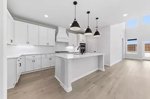 Kitchen - 14566 Flossie St, Pilot Point, TX 76258 photo 3 of 4