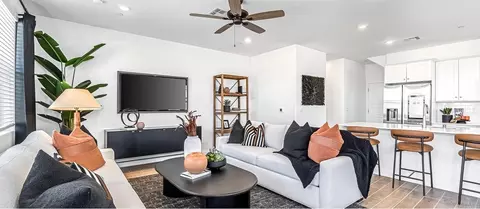 Living - 944 Traverse Dr S, Madera, CA 93636 photo 1 of 3