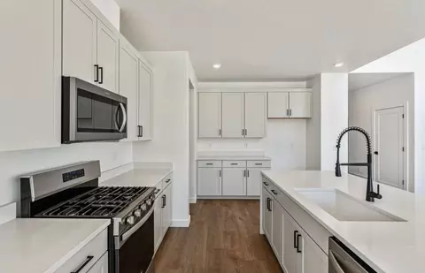 Kitchen - 1036 E 310 S, Salem, UT 84653 photo 5 of 5