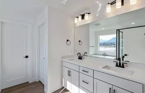 Bath - 1036 E 310 S, Salem, UT 84653 photo 3 of 5