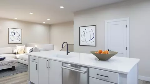 Kitchen - 554 Via Zibello, Camarillo, CA 93012 photo 1 of 2