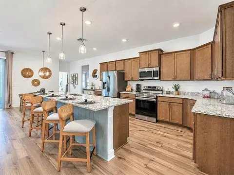 Kitchen - 16141 59th Ct E, Parrish, FL 34219 photo 4 of 5