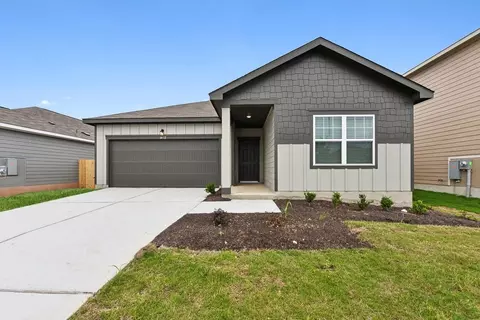 204 Flagstone Dr, Liberty, TX 77575