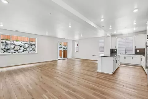 Living - 24229 13th Ave SE, Bothell, WA 98021 photo 3 of 7