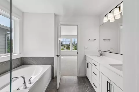 Bath - 24229 13th Ave SE, Bothell, WA 98021 photo 5 of 5