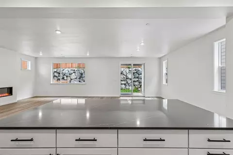 Living - 24229 13th Ave SE, Bothell, WA 98021 photo 2 of 5