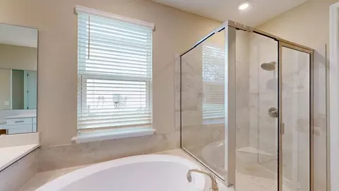Bath - 86579 Oar Row N, Yulee, FL 32097 photo 13 of 28