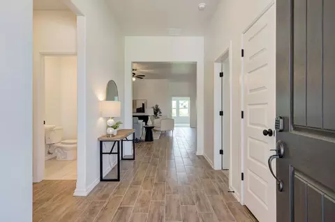 Entry Way - 7201 E Oakland St, Broken Arrow, OK 74014 photo 1 of 5