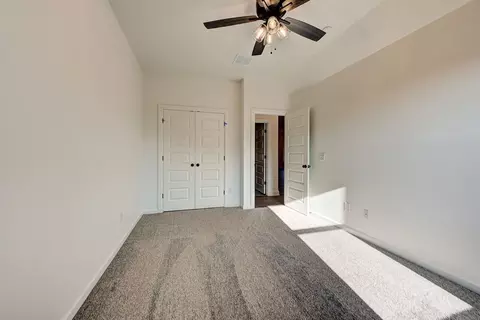 Bedroom - 7201 E Oakland St, Broken Arrow, OK 74014 photo 7 of 11