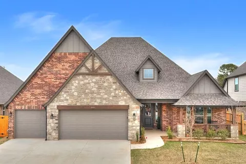 Exterior - 7201 E Oakland St, Broken Arrow, OK 74014 photo 1 of 4