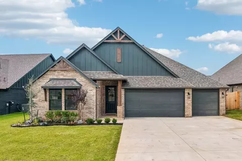 Exterior - 7201 E Oakland St, Broken Arrow, OK 74014 photo 4 of 4