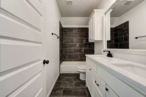 Bath - 7201 E Oakland St, Broken Arrow, OK 74014 photo 5 of 5