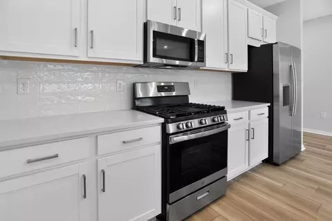 Kitchen - 402 Cherry Elm Dr, Saint Augustine, FL 32092 photo 1 of 9