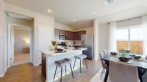 Kitchen - 11 Deerfield Dr, Ward, AR 72176 photo 1 of 4